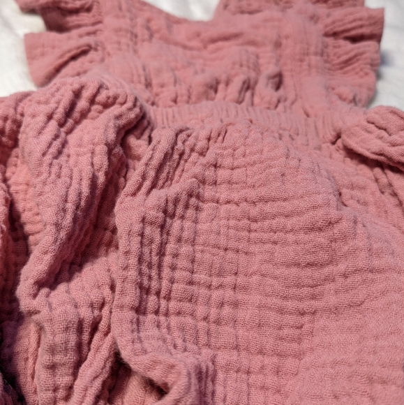 Shiloh Ruffle Back Romper - Picture 2 of 5